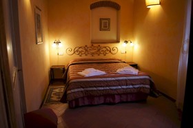 La Tosca Rooms