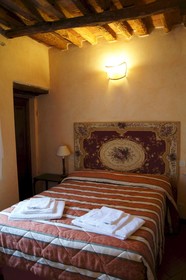 La Tosca Rooms