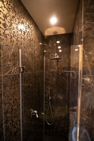 Noble Floor