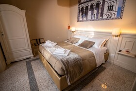 Noble Floor