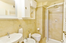Palazzo della Stufa Apartments For Rent In Lucca