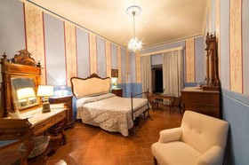 Charming Villa Marcialla