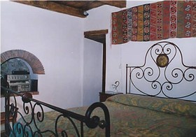 Rustico Sara