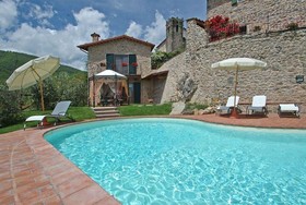 Rustico Sara