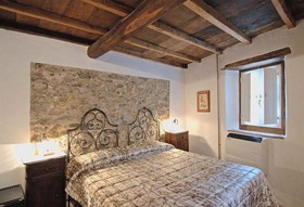 Rustico Sara