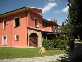 Agriturismo & Casa Vacanze La Collinella