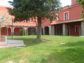Agriturismo & Casa Vacanze La Collinella