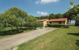 Agriturismo & Casa Vacanze La Collinella
