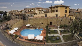 UNAHOTELS Palazzo Mannaioni Toscana