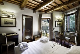 UNAHOTELS Palazzo Mannaioni Toscana