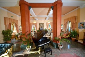 Grand Bellavista Palace