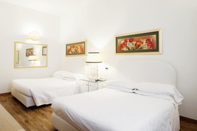 Hotel Adua