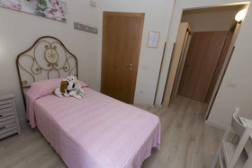 Hotel Holiday