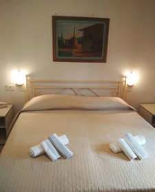 Hotel Holiday