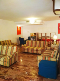 Hotel Holiday