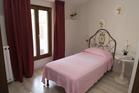 Hotel Holiday