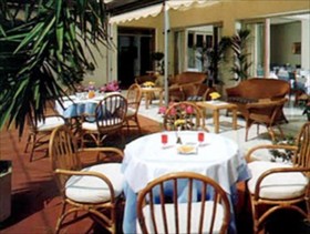 Hotel Iris
