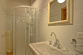 Castello di Montegufoni