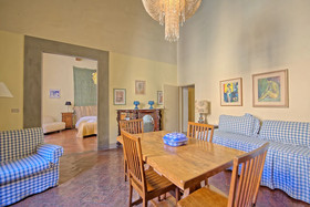 Castello di Montegufoni