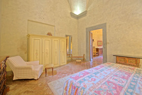 Castello di Montegufoni