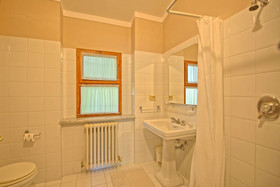 Castello di Montegufoni