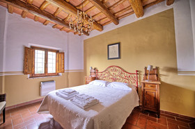 Castello di Montegufoni