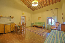 Castello di Montegufoni