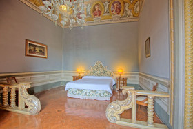 Castello di Montegufoni