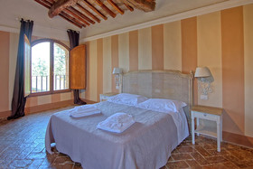 Castello di Montegufoni