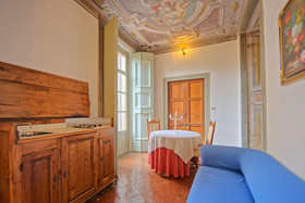 Castello di Montegufoni