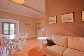 Castello di Montegufoni