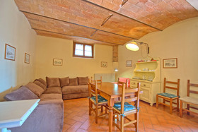 Castello di Montegufoni