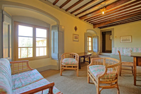 Castello di Montegufoni