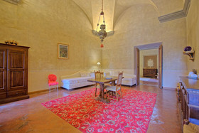 Castello di Montegufoni