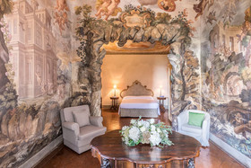 Castello di Montegufoni