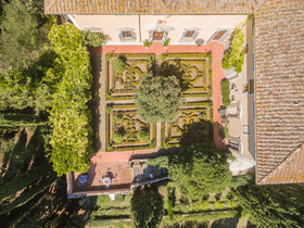 Castello di Montegufoni