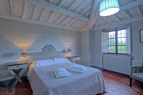 Castello di Montegufoni