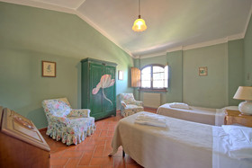 Castello di Montegufoni