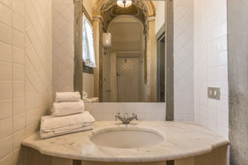 Castello di Montegufoni