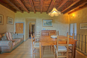 Castello di Montegufoni