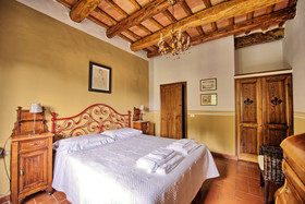 Castello di Montegufoni