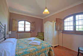 Castello di Montegufoni