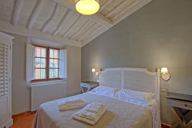 Castello di Montegufoni