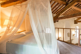 Castello di Montegufoni