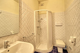 Castello di Montegufoni