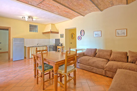 Castello di Montegufoni