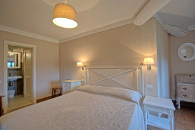 Castello di Montegufoni