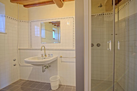 Castello di Montegufoni