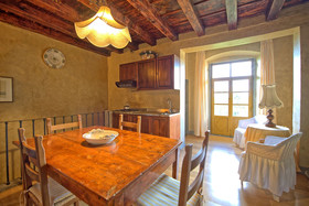 Castello di Montegufoni