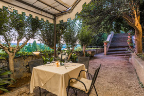 Castello di Montegufoni